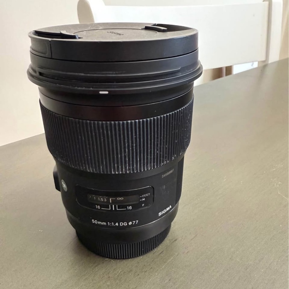 Sigma Art 50mm f/1.4 DG Lens